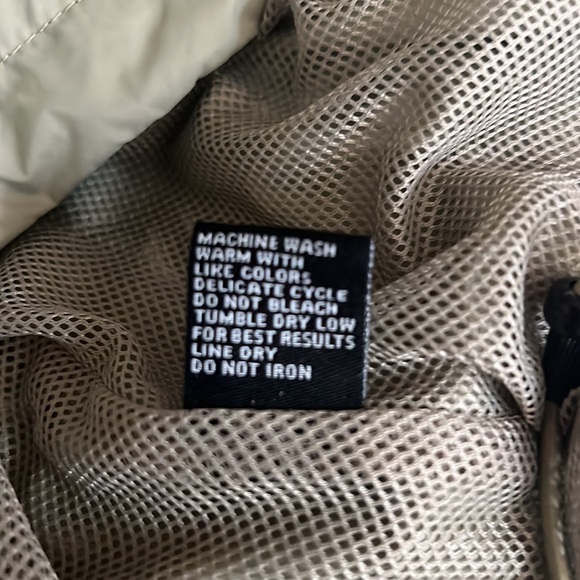 Men’s Acuity windbreaker in XL - Picture 12 of 12